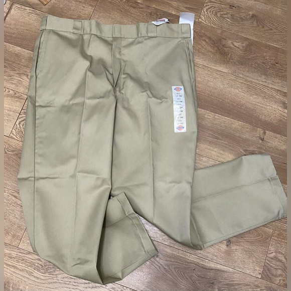 NWT DICKIES Men's Tan work Pants 42/32 - Picture 2 of 6